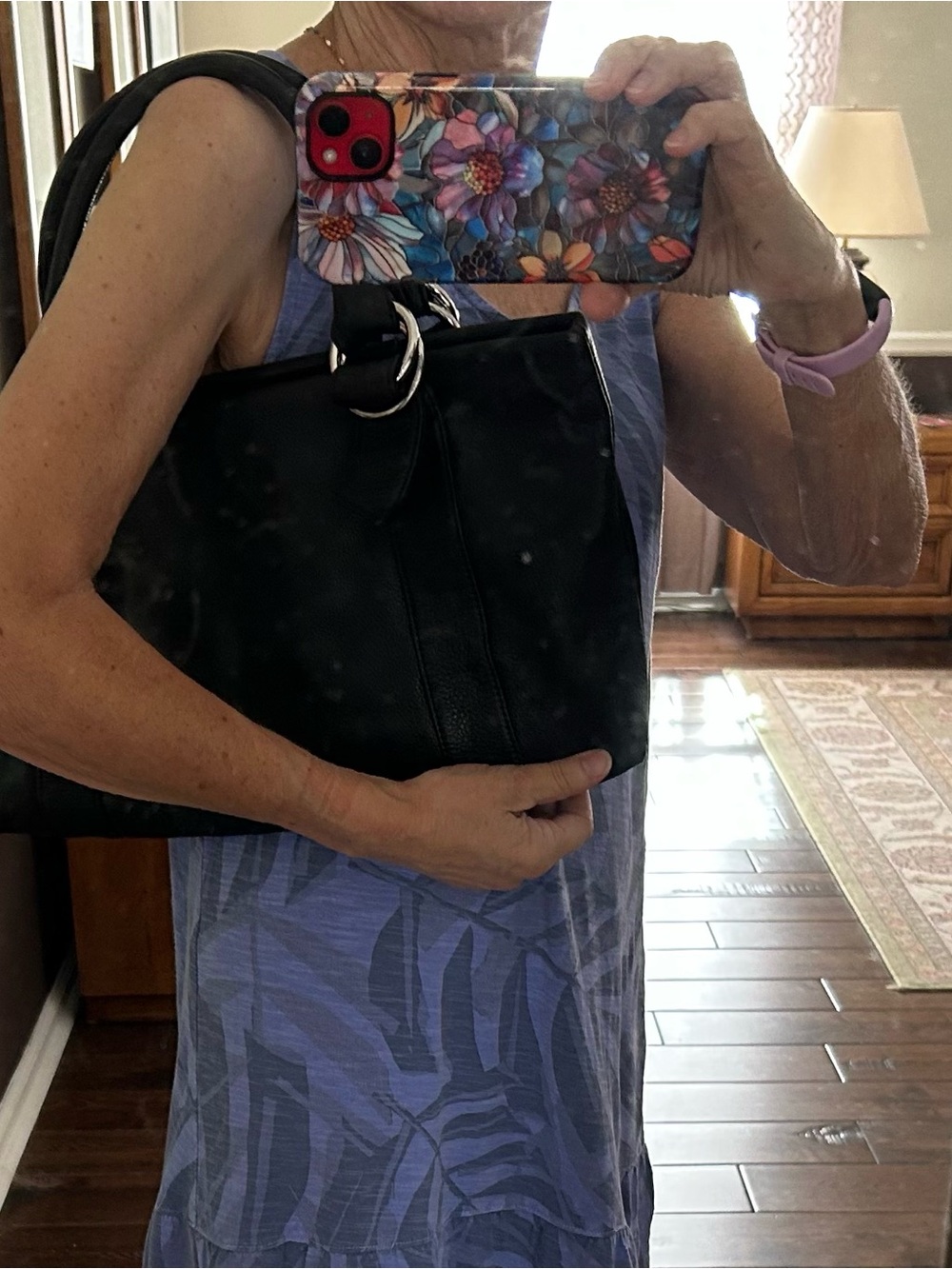 Express Black Pebble Leather Shoulder Tote Bag - Picture 9 of 11